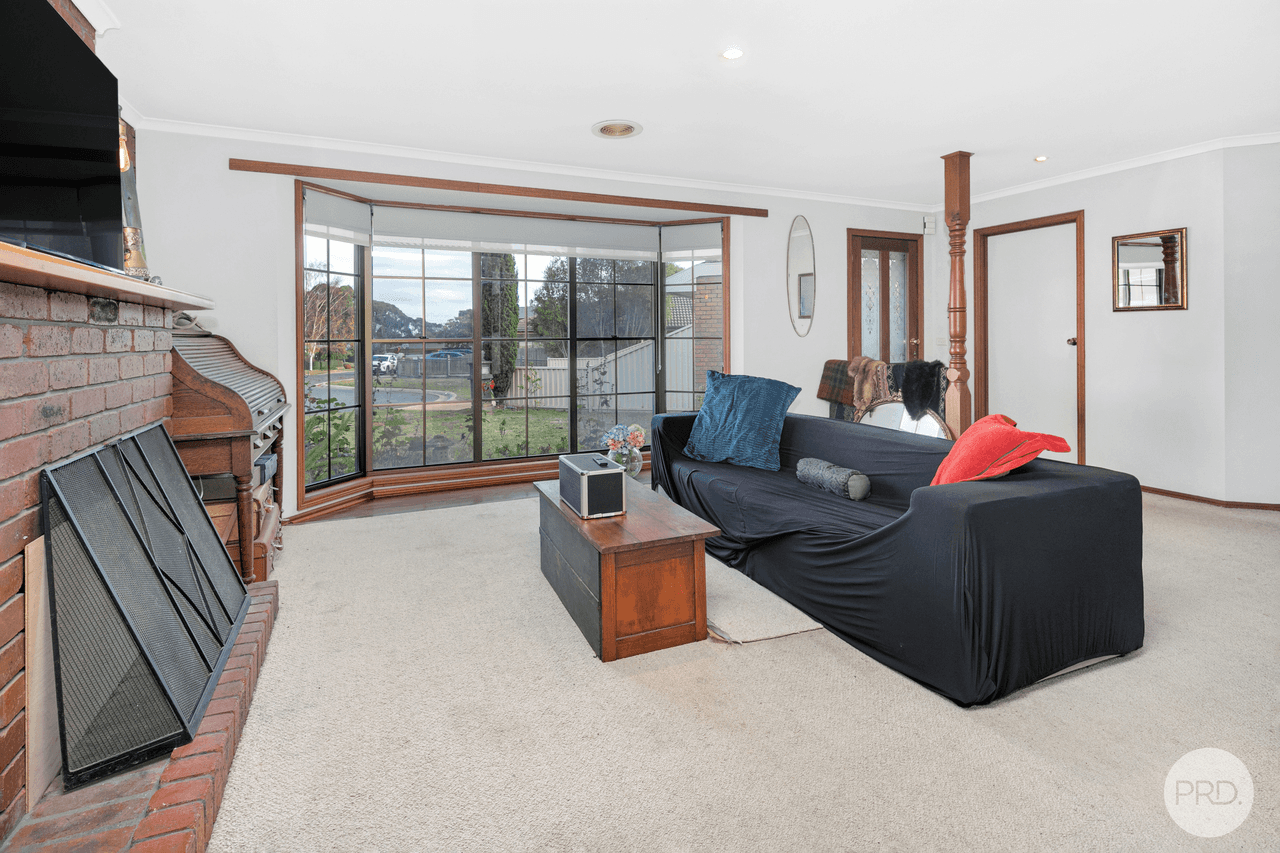 4 Colonial Court, ALFREDTON, VIC 3350