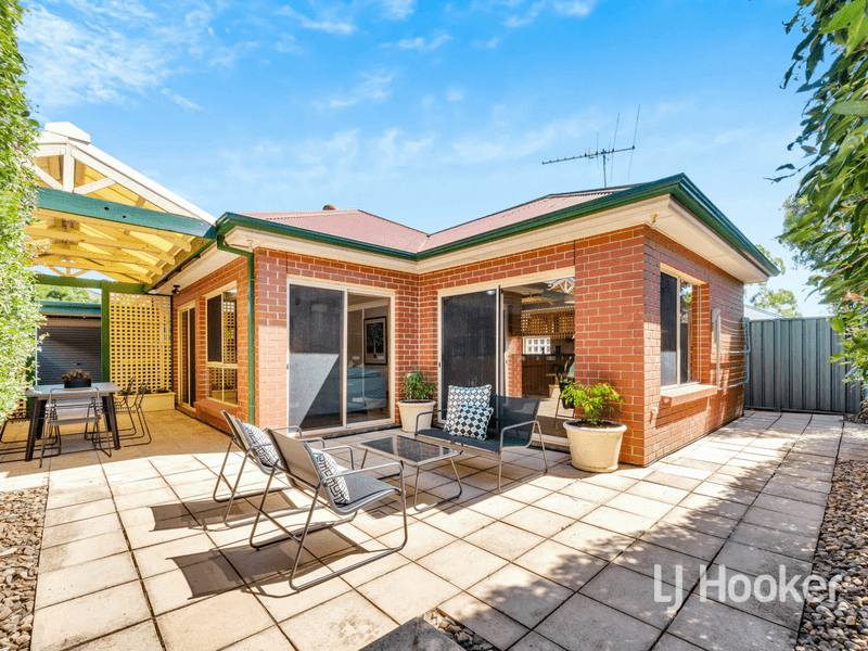 21 Windermere Crescent, MAWSON LAKES, SA 5095