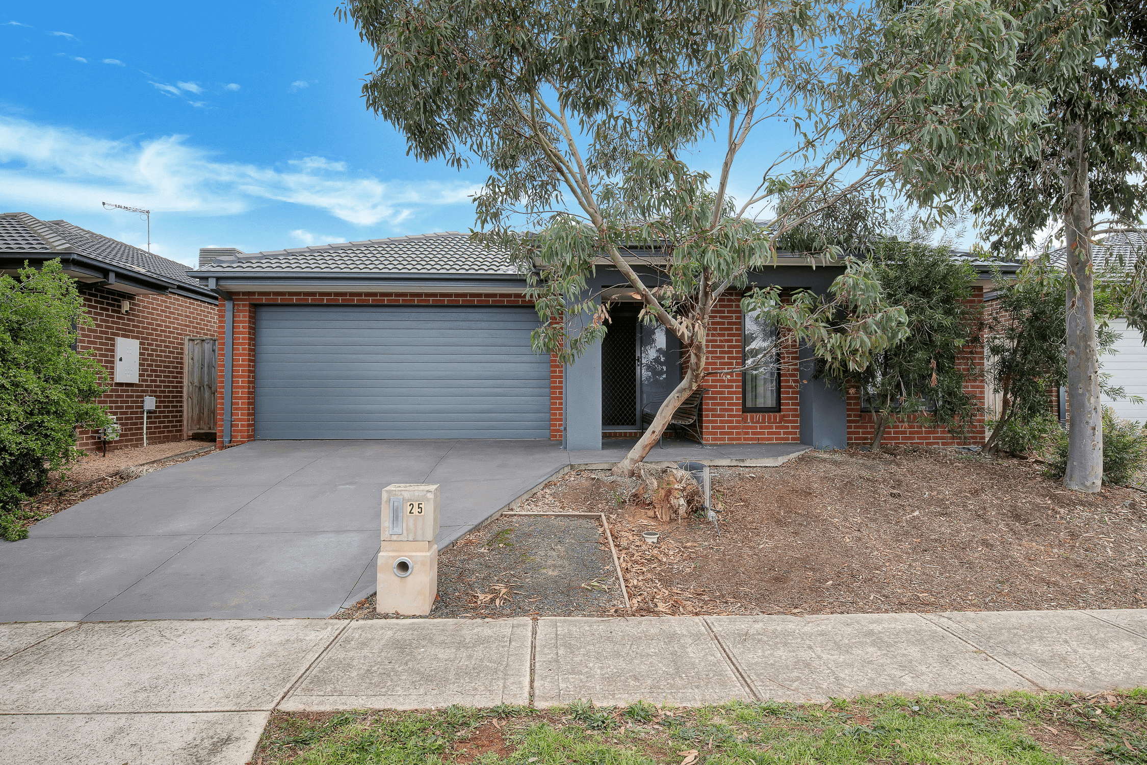 25 Bondi Parade, POINT COOK, VIC 3030