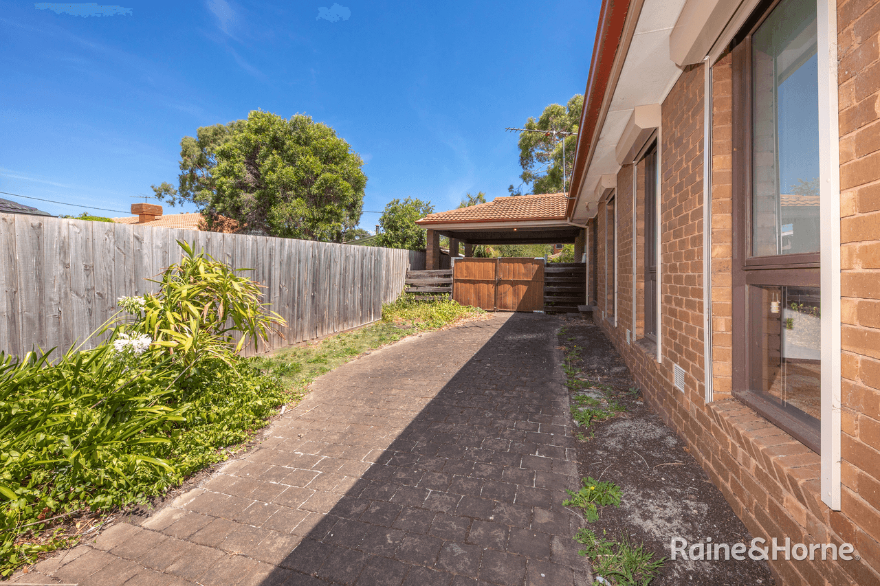 9 Scott Street, SUNBURY, VIC 3429