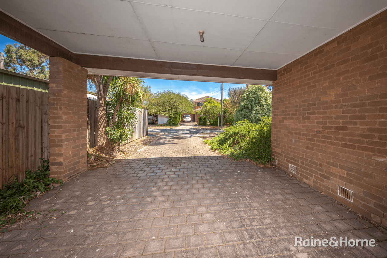 9 Scott Street, SUNBURY, VIC 3429