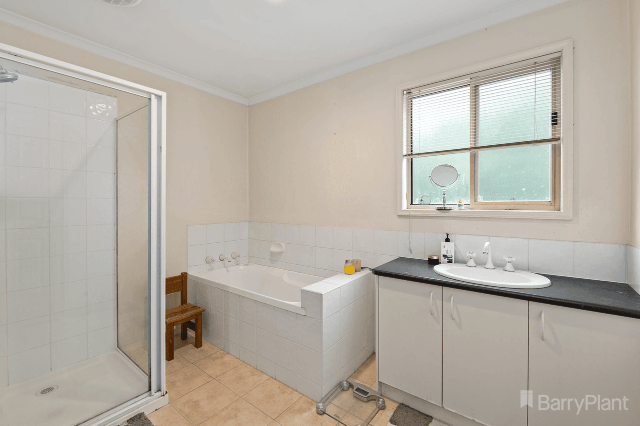 29/12 Grant Close, Berwick, VIC 3806