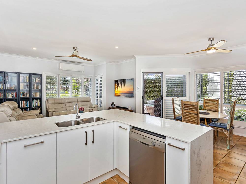 3/1 Shorehaven Pace, VARSITY LAKES, QLD 4227