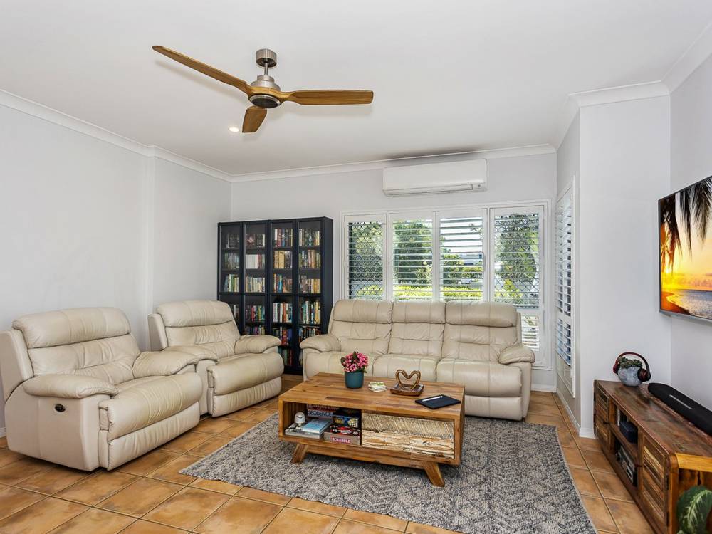 3/1 Shorehaven Pace, VARSITY LAKES, QLD 4227