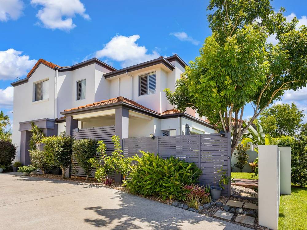 3/1 Shorehaven Pace, VARSITY LAKES, QLD 4227