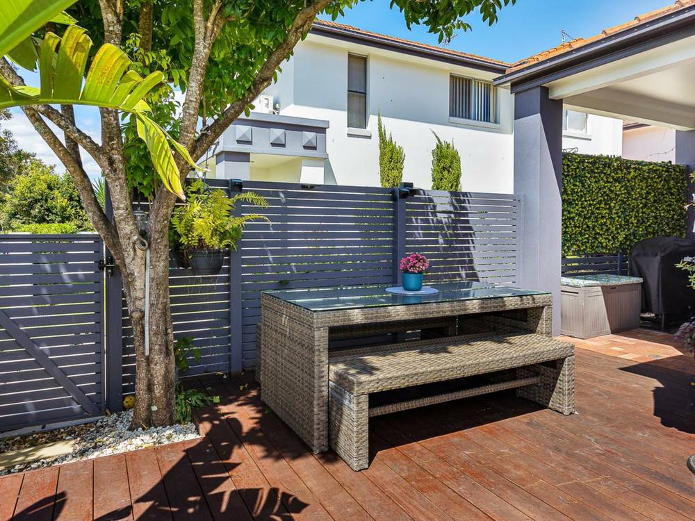 3/1 Shorehaven Pace, VARSITY LAKES, QLD 4227