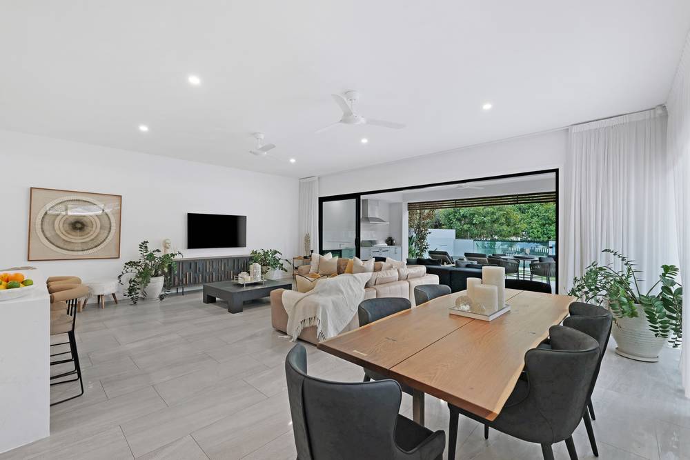 30 Blondell Avenue, Surfers Paradise, QLD 4217