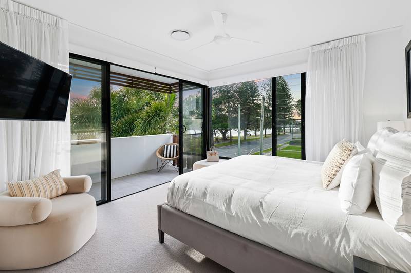 30 Blondell Avenue, Surfers Paradise, QLD 4217