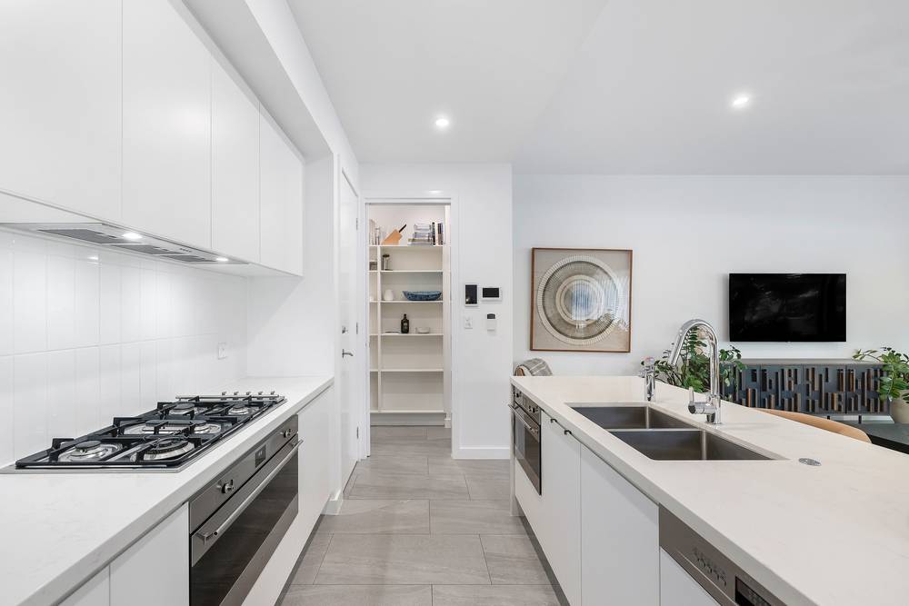 30 Blondell Avenue, Surfers Paradise, QLD 4217