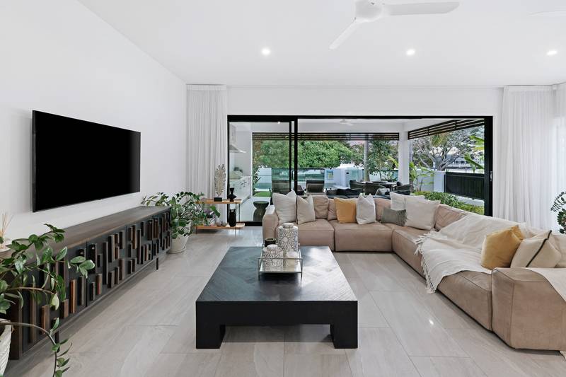 30 Blondell Avenue, Surfers Paradise, QLD 4217