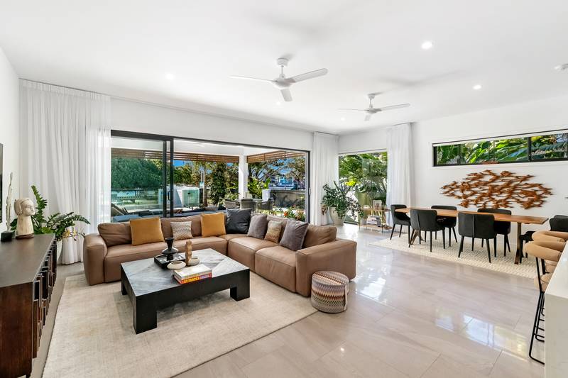 30 Blondell Avenue, Surfers Paradise, QLD 4217