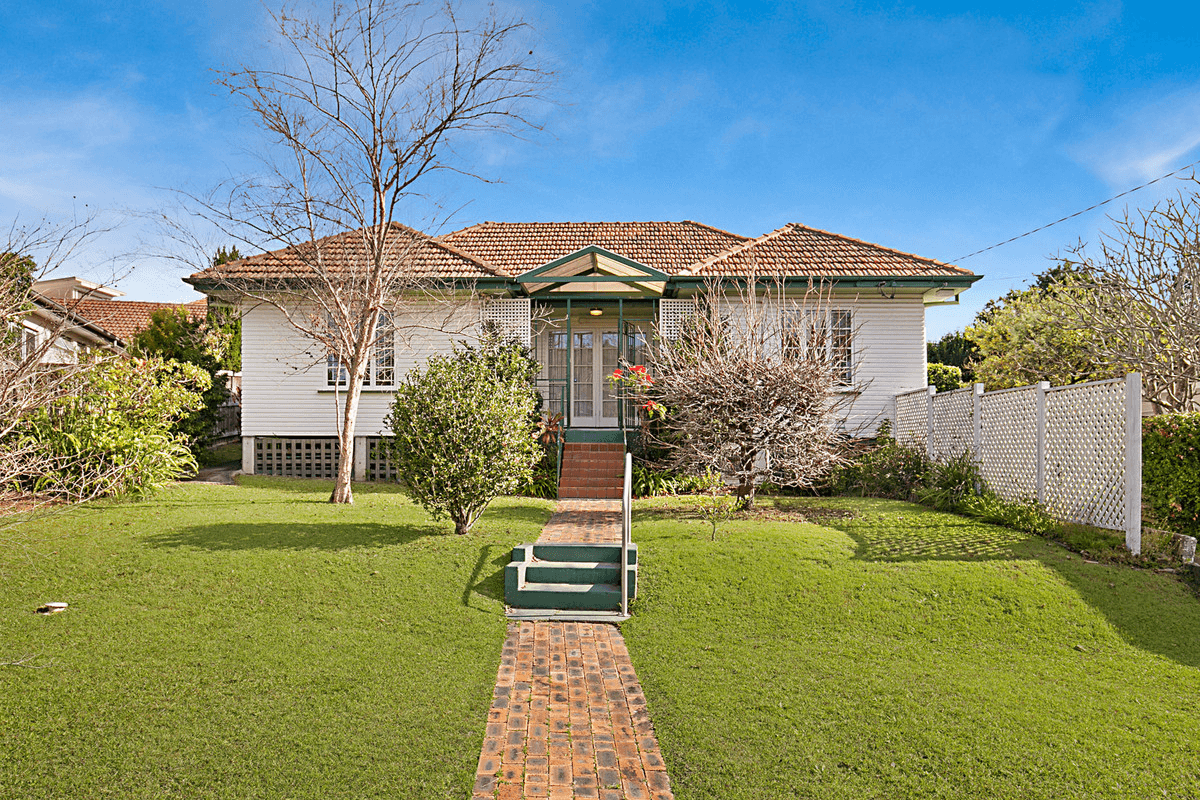 135 Buena Vista Avenue, Coorparoo, QLD 4151