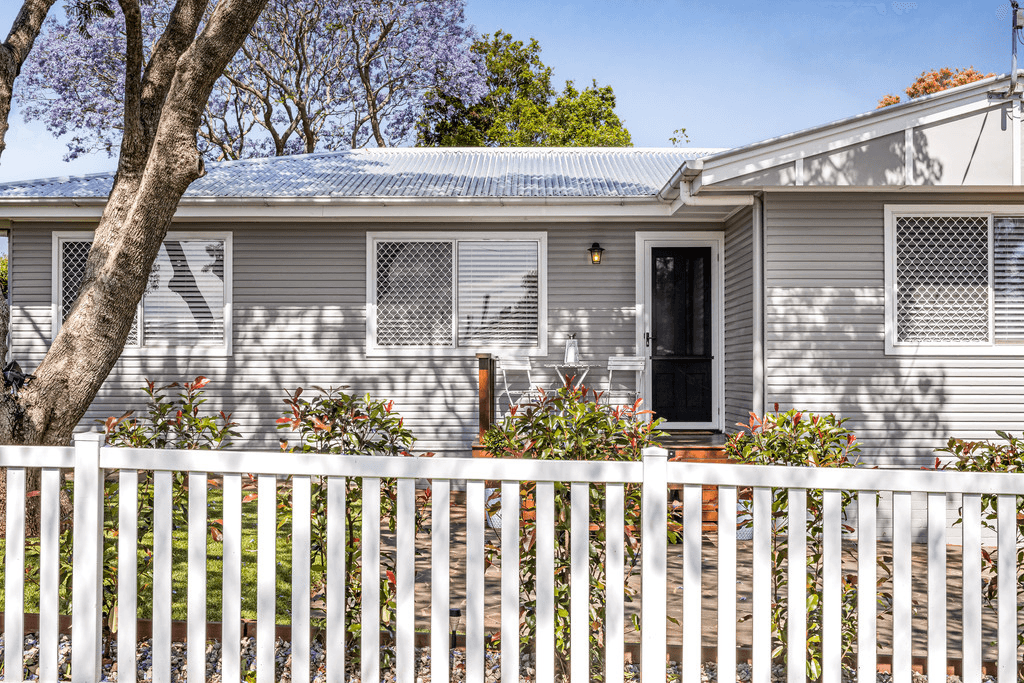 22 Loveday Street, RANGEVILLE, QLD 4350