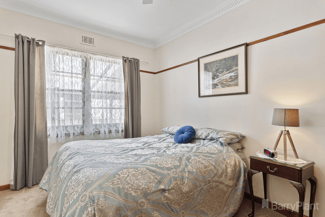 18 Poplar Street, Golden Square, VIC 3555