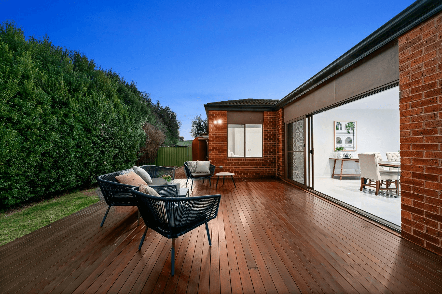 22 Kunuka Circuit, CAROLINE SPRINGS, VIC 3023