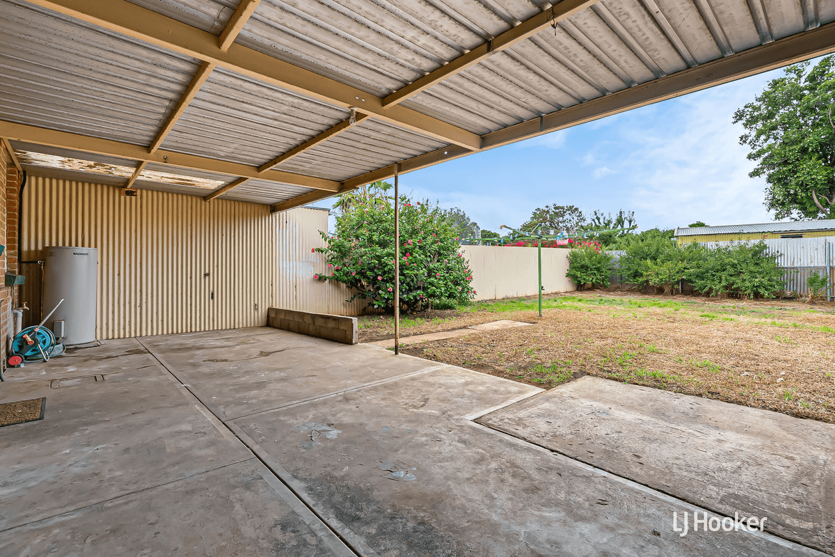 4 Loftis Road, ELIZABETH DOWNS, SA 5113