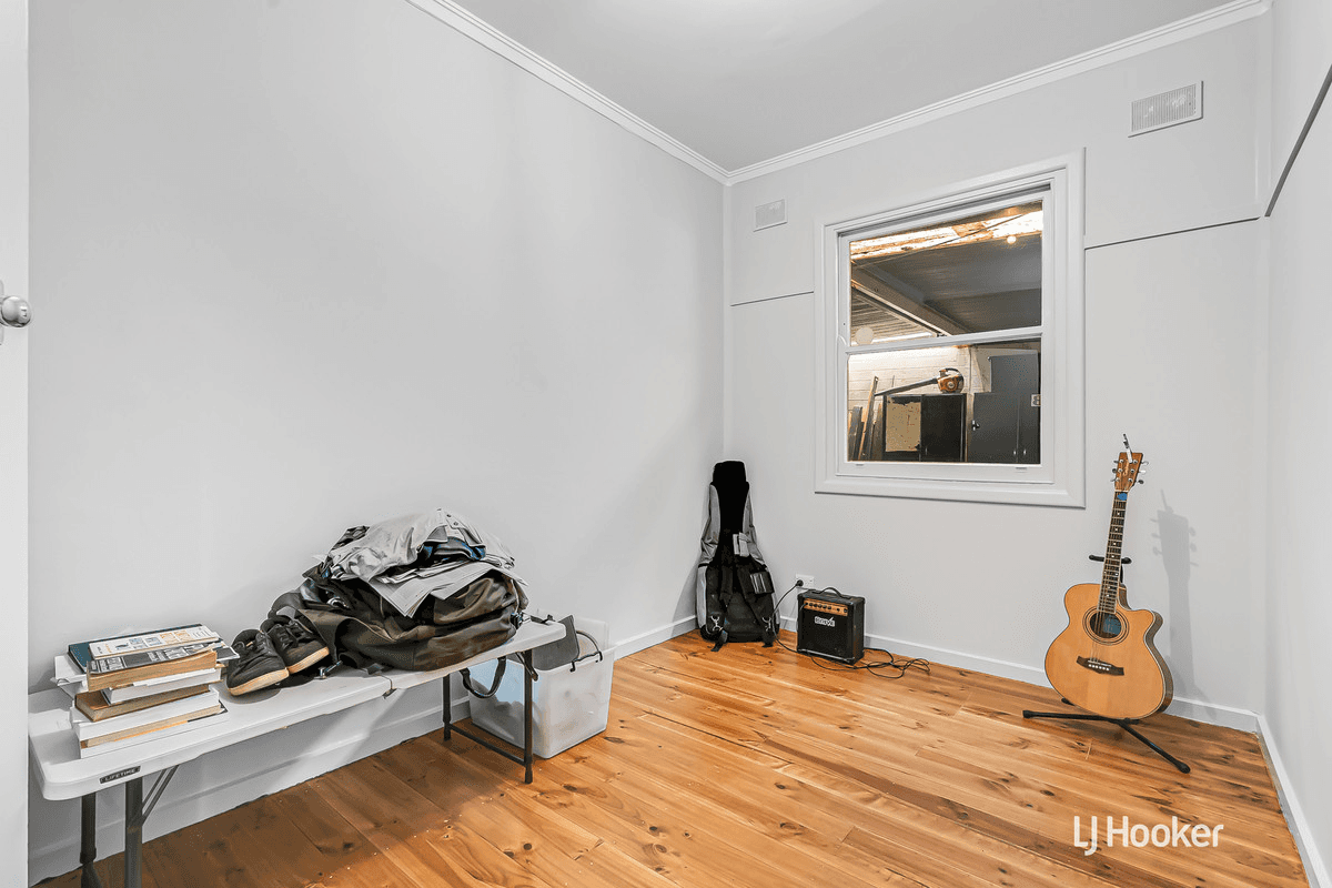 4 Loftis Road, ELIZABETH DOWNS, SA 5113