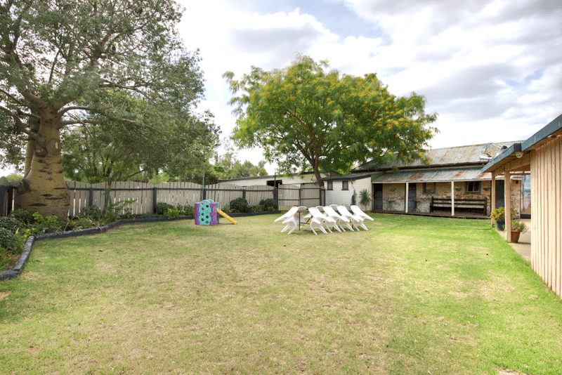 89 Campbell Street, OAKEY, QLD 4401