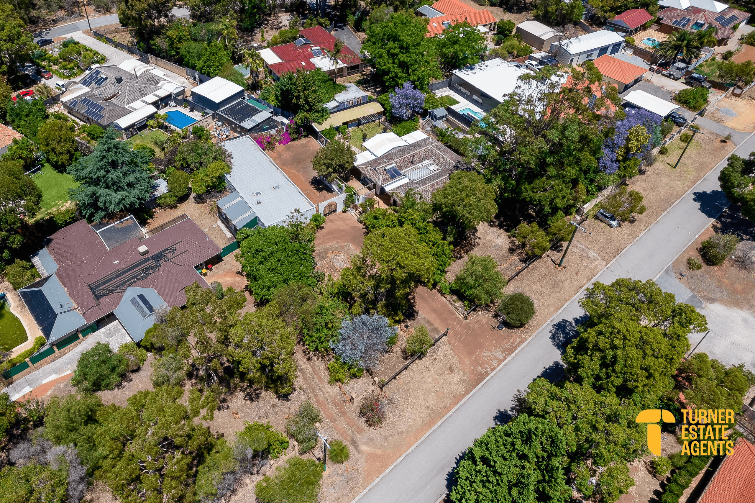 15 Bolt Court, LESMURDIE, WA 6076