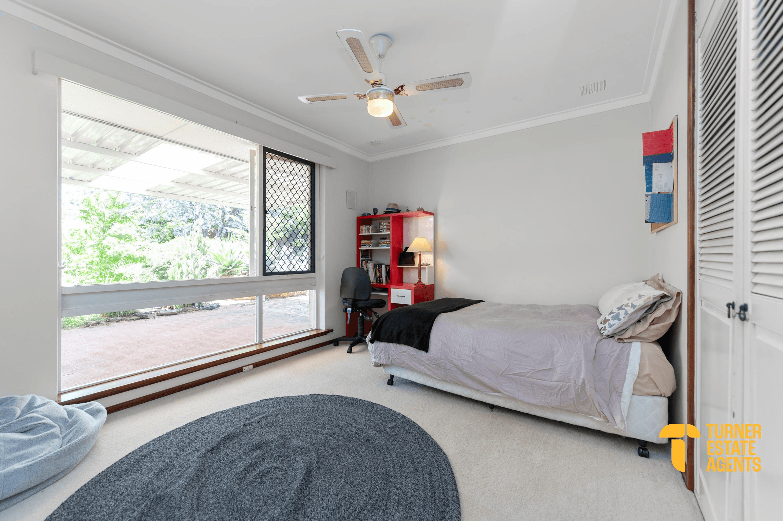 15 Bolt Court, LESMURDIE, WA 6076