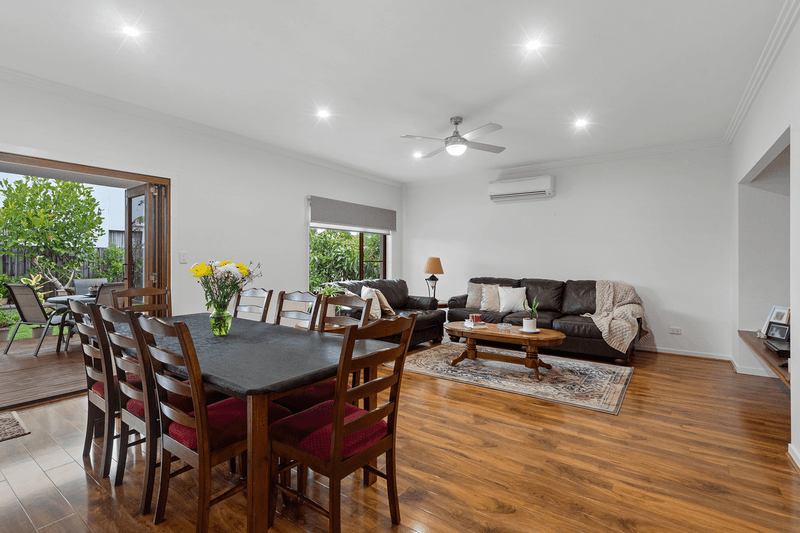 4 Alexander Close, MACKENZIE, QLD 4156