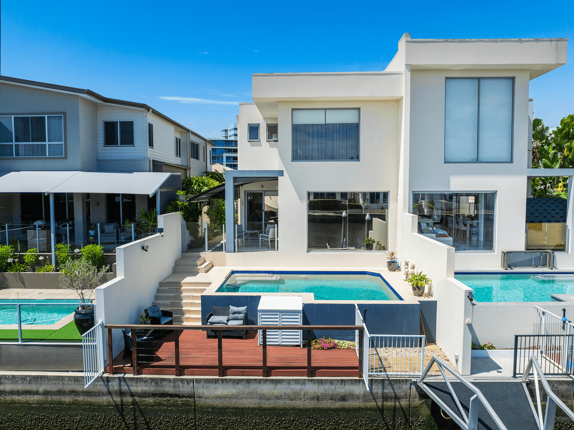 2/11 South Quay Drive, BIGGERA WATERS, QLD 4216