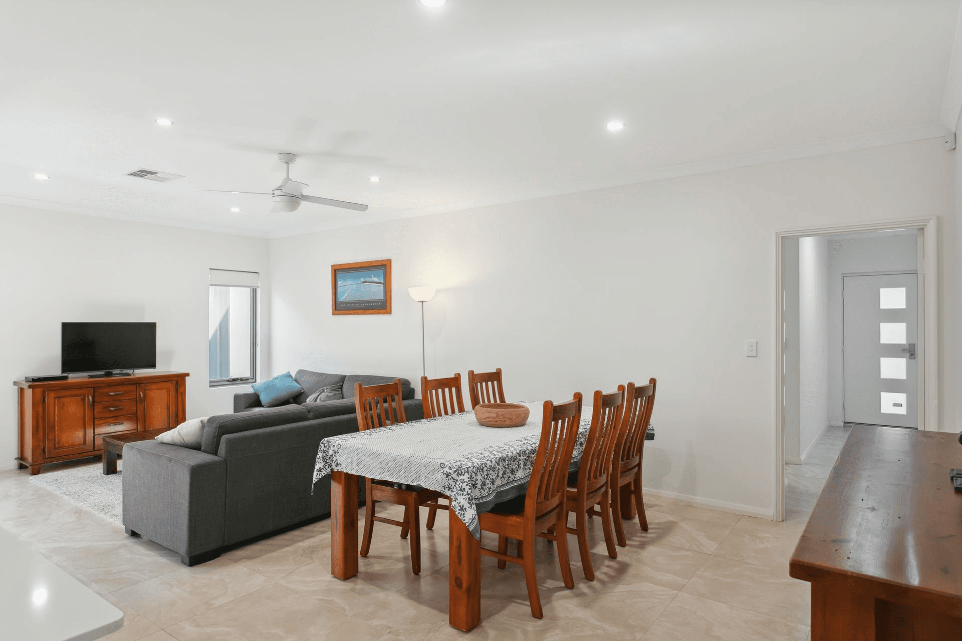 3/211 Royal Street, YOKINE, WA 6060