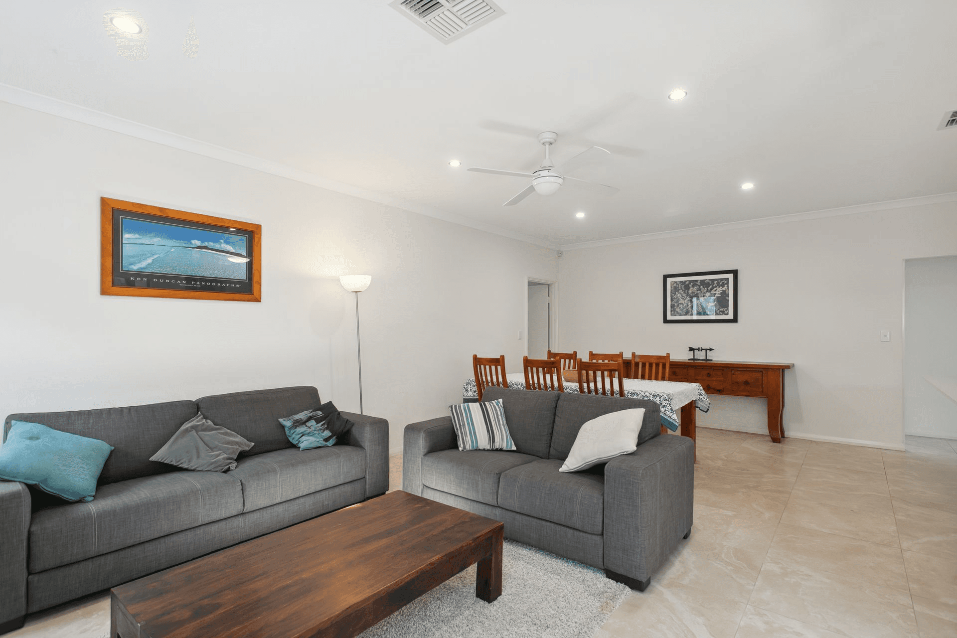 3/211 Royal Street, YOKINE, WA 6060