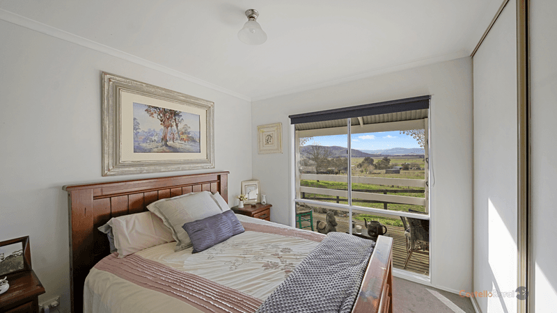 7 Hume St, Towong, VIC 3707