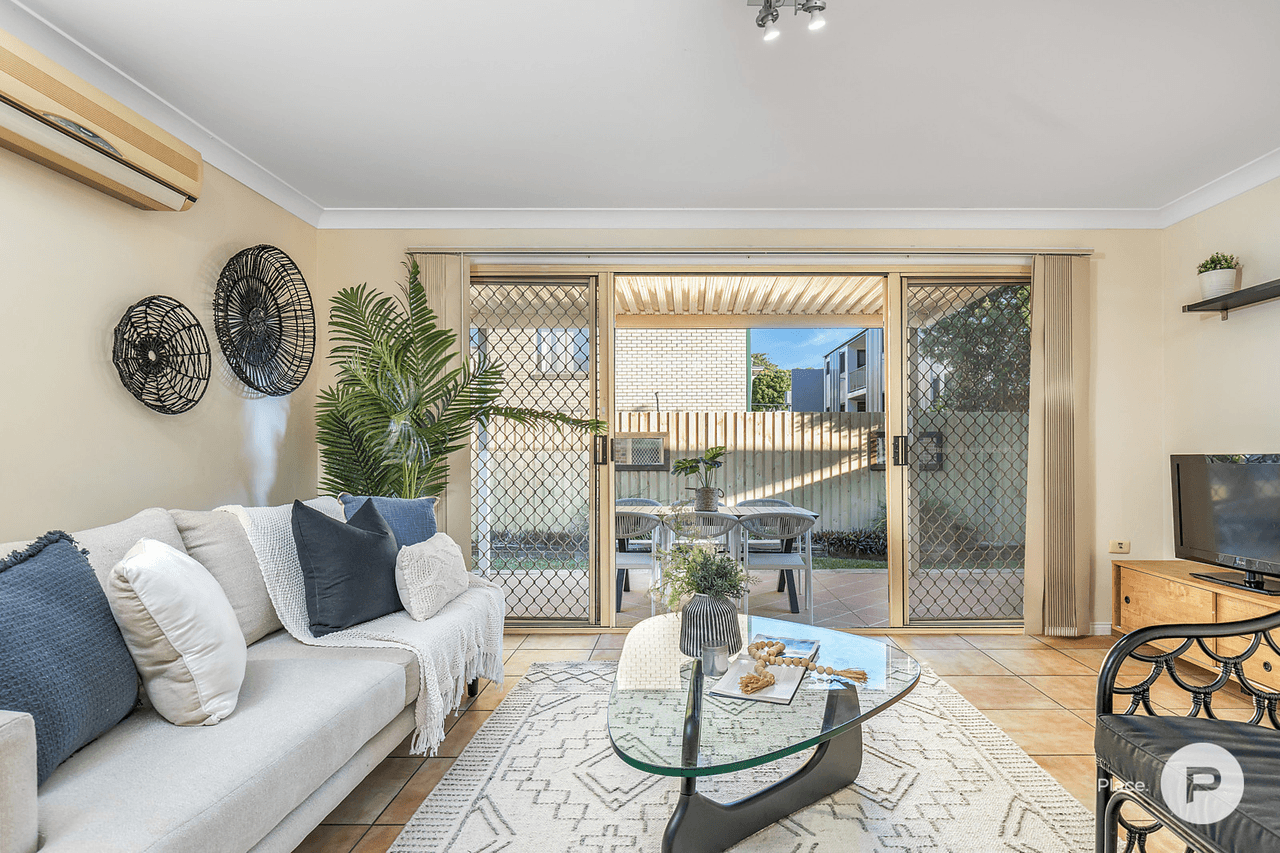 2/18 Hutchins Street, Kedron, QLD 4031