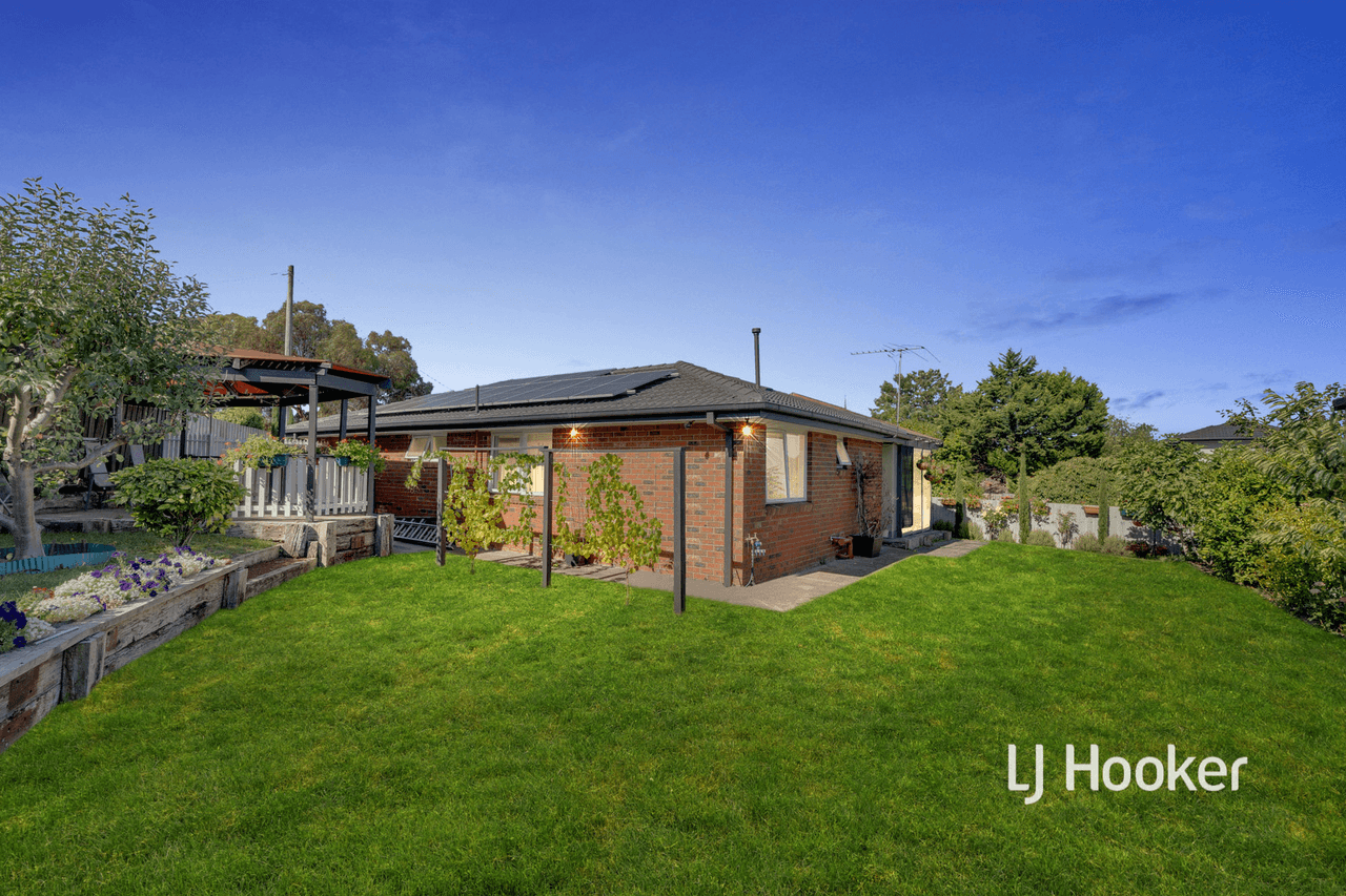 9 Gleneadie Close, HAMPTON PARK, VIC 3976