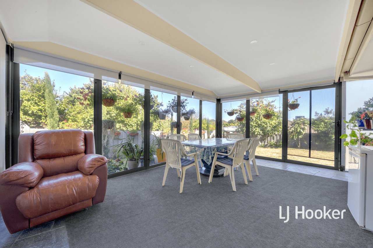 9 Gleneadie Close, HAMPTON PARK, VIC 3976