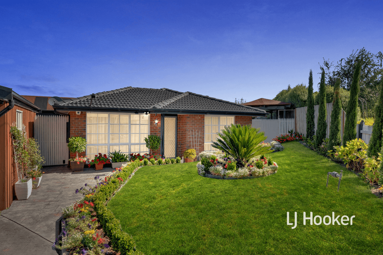 9 Gleneadie Close, HAMPTON PARK, VIC 3976