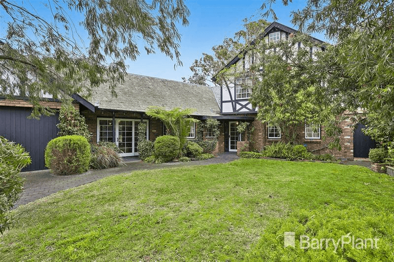 4 Woodland Court, Dingley Village, VIC 3172