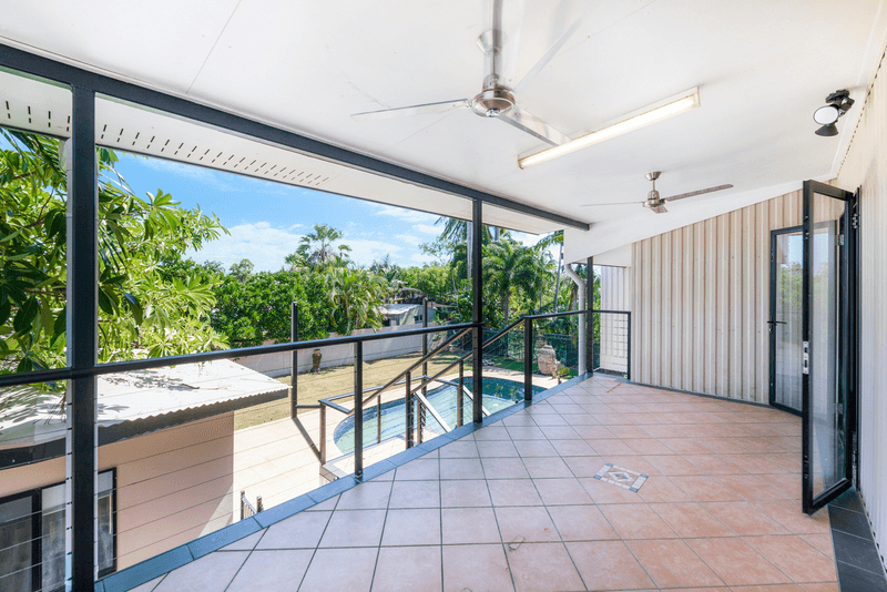 56  Castlereagh Drive, LEANYER, NT 0812