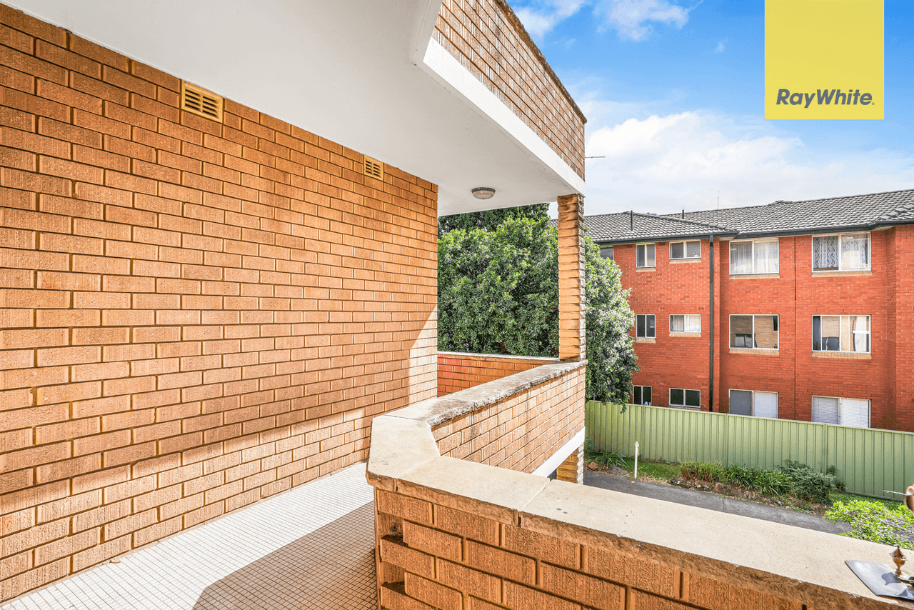 8/40 Wigram Street, HARRIS PARK, NSW 2150