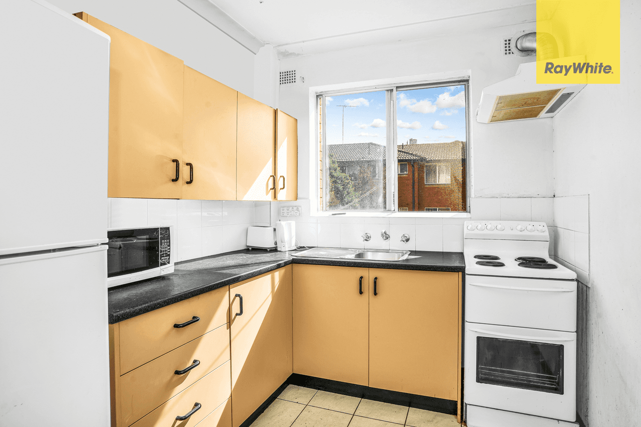 8/40 Wigram Street, HARRIS PARK, NSW 2150