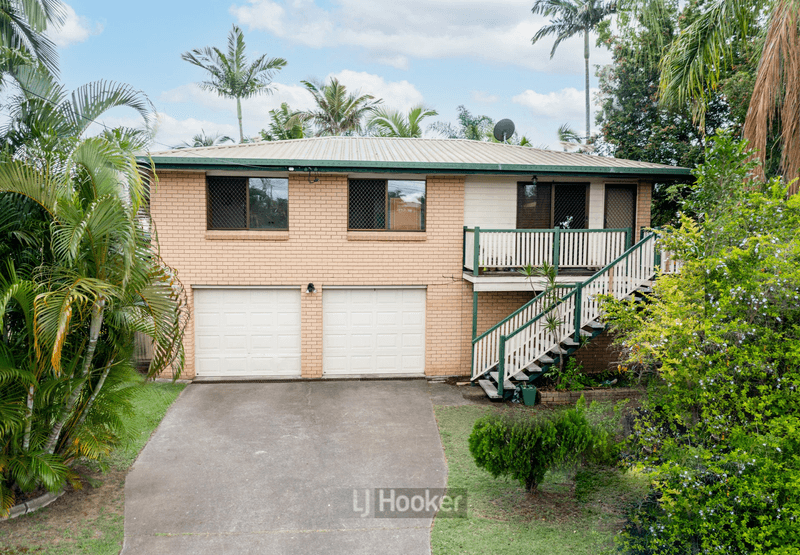 11 Limerick Drive, CRESTMEAD, QLD 4132