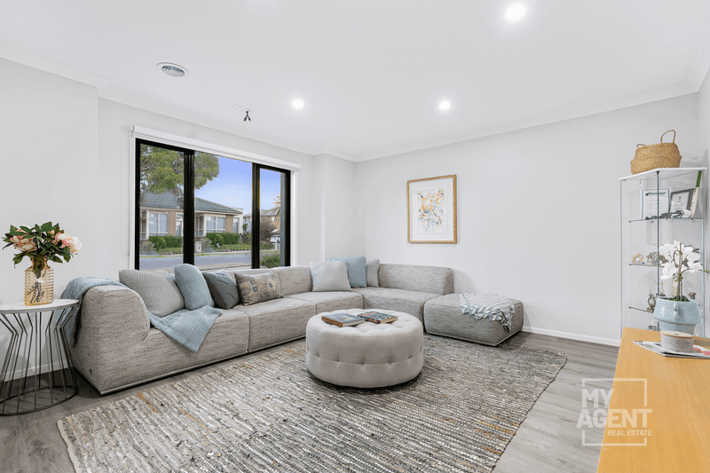 17 Feldgrau Rise, Epping, VIC 3076