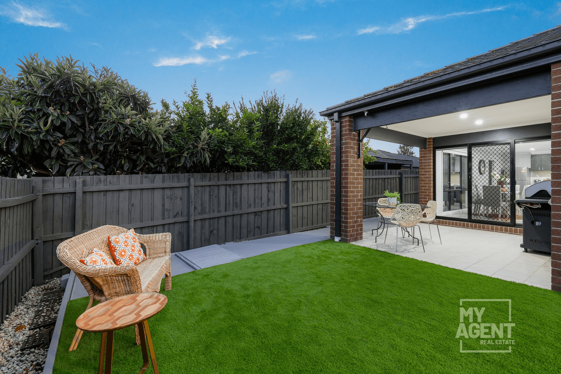 17 Feldgrau Rise, Epping, VIC 3076