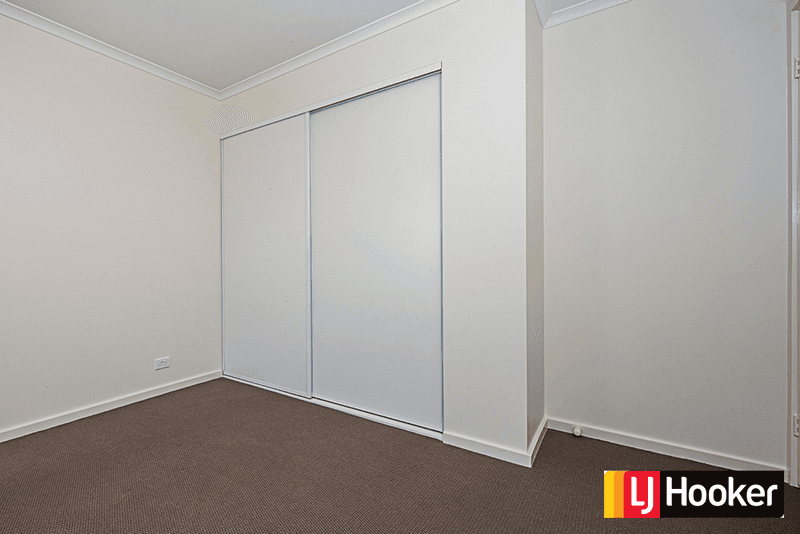 12 Ingold Street, COOMBS, ACT 2611