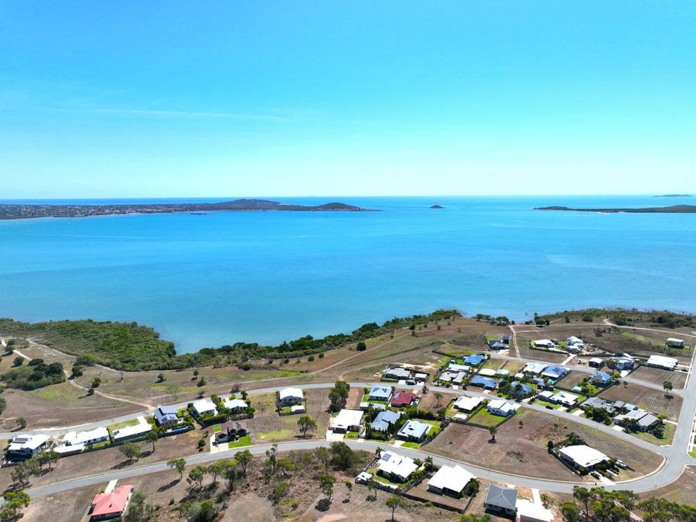 27 Seacove Crescent, BOWEN, QLD 4805