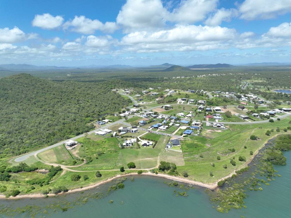 27 Seacove Crescent, BOWEN, QLD 4805