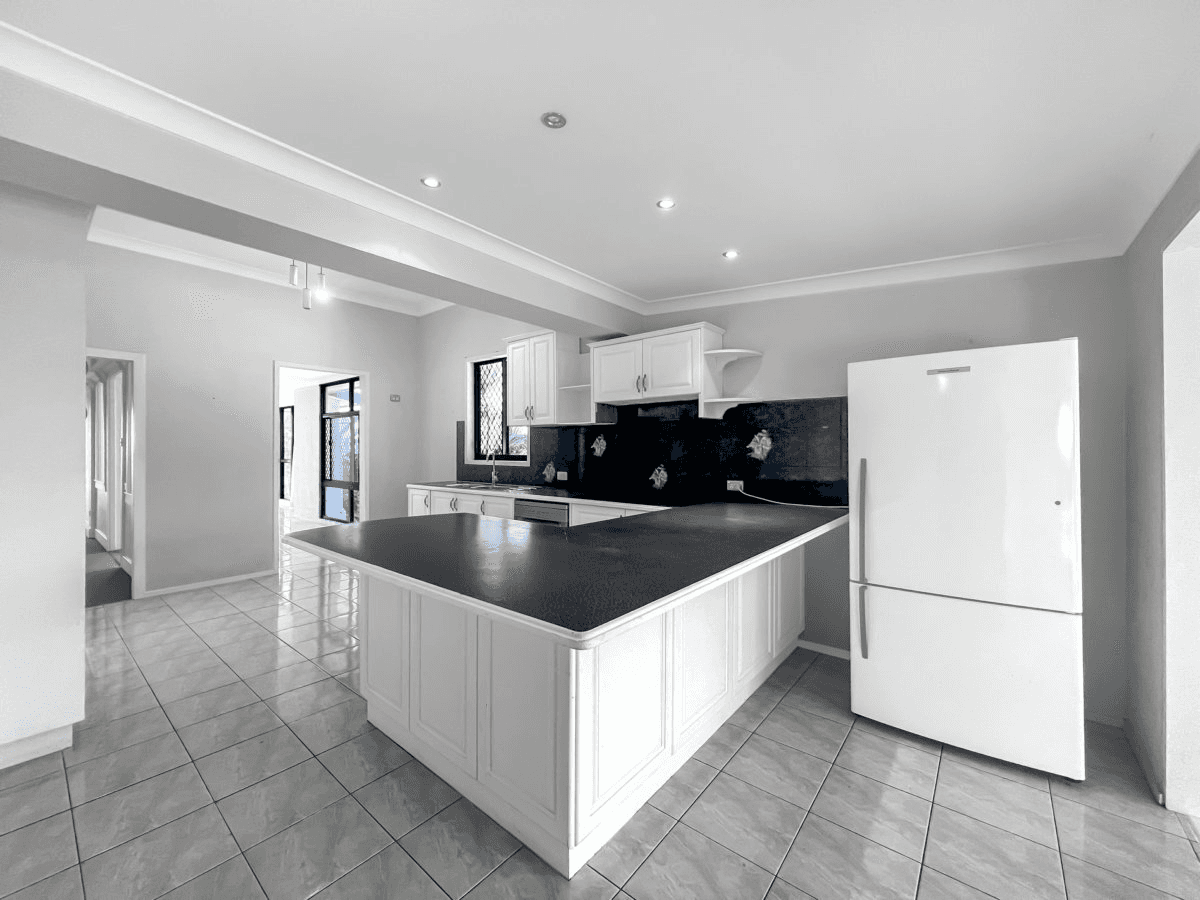 29 Mitchell Street, BOWEN, QLD 4805