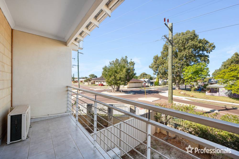 2/18 Gibbs Street, EAST CANNINGTON, WA 6107