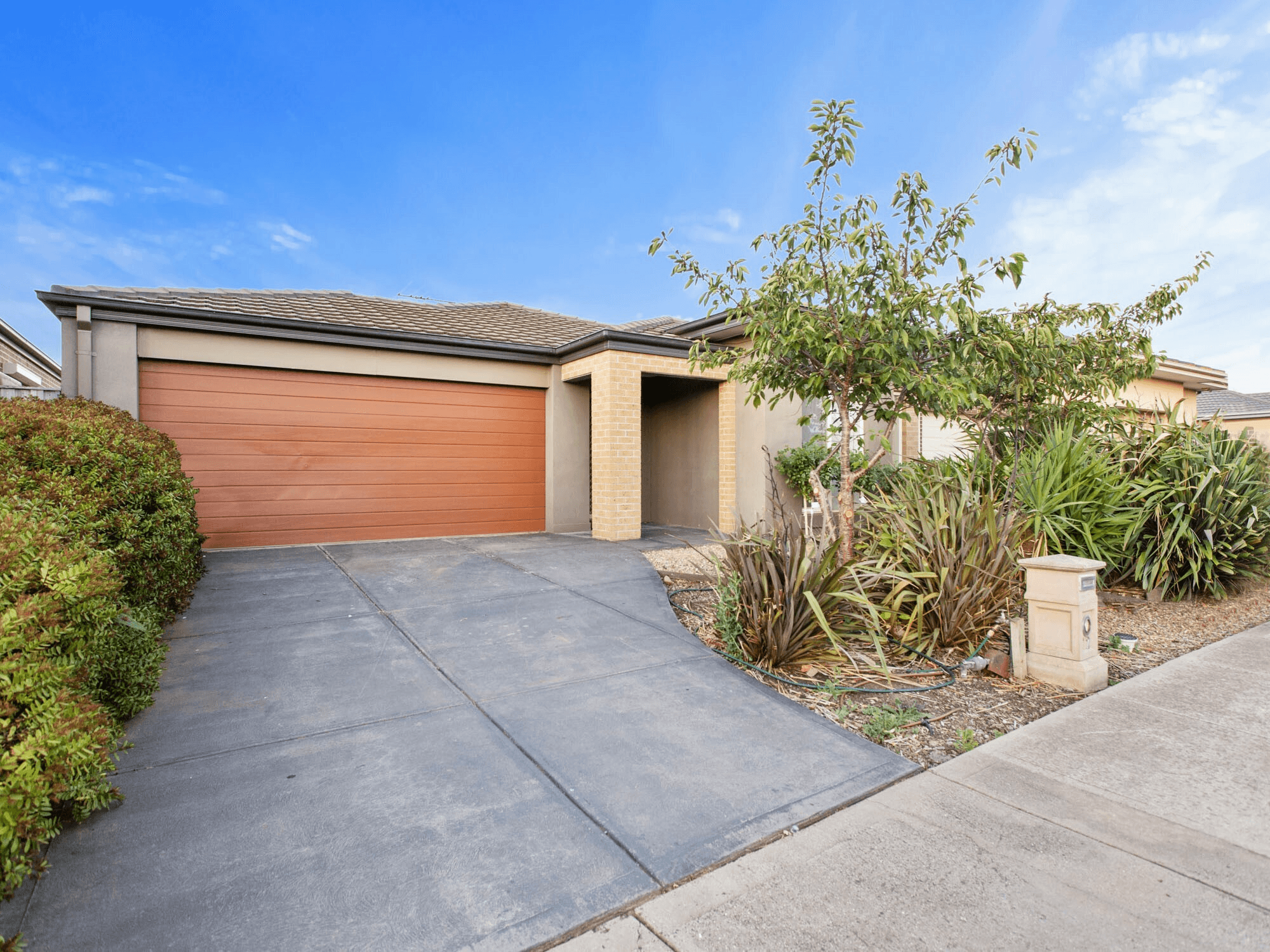 42 Pinrush Rd, Brookfield, VIC 3338