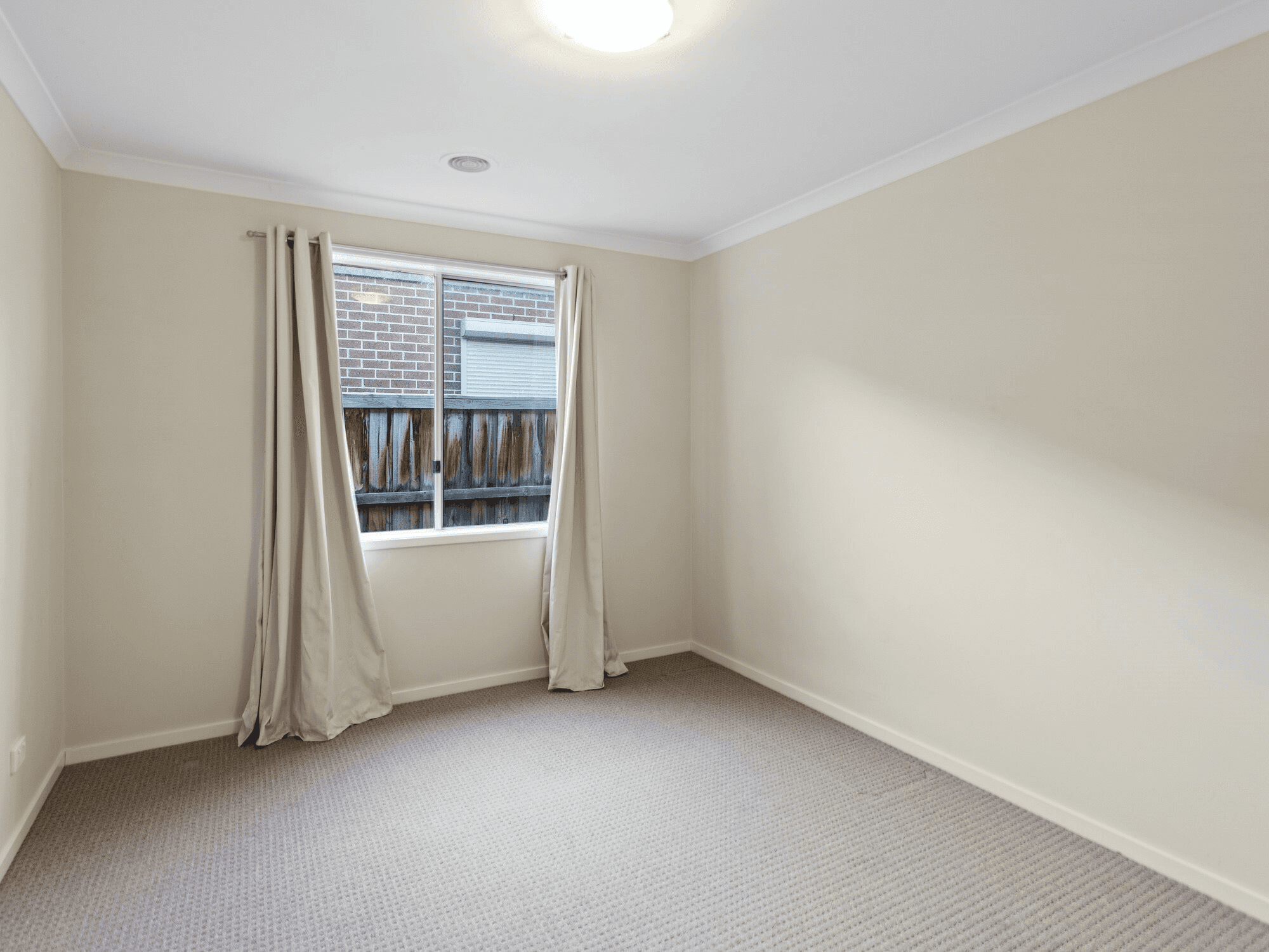 42 Pinrush Rd, Brookfield, VIC 3338
