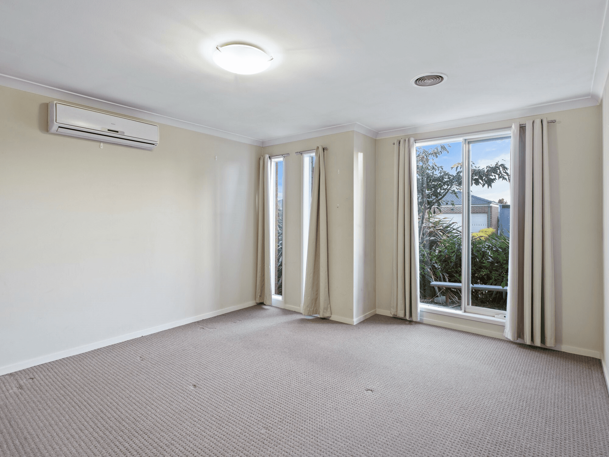 42 Pinrush Rd, Brookfield, VIC 3338