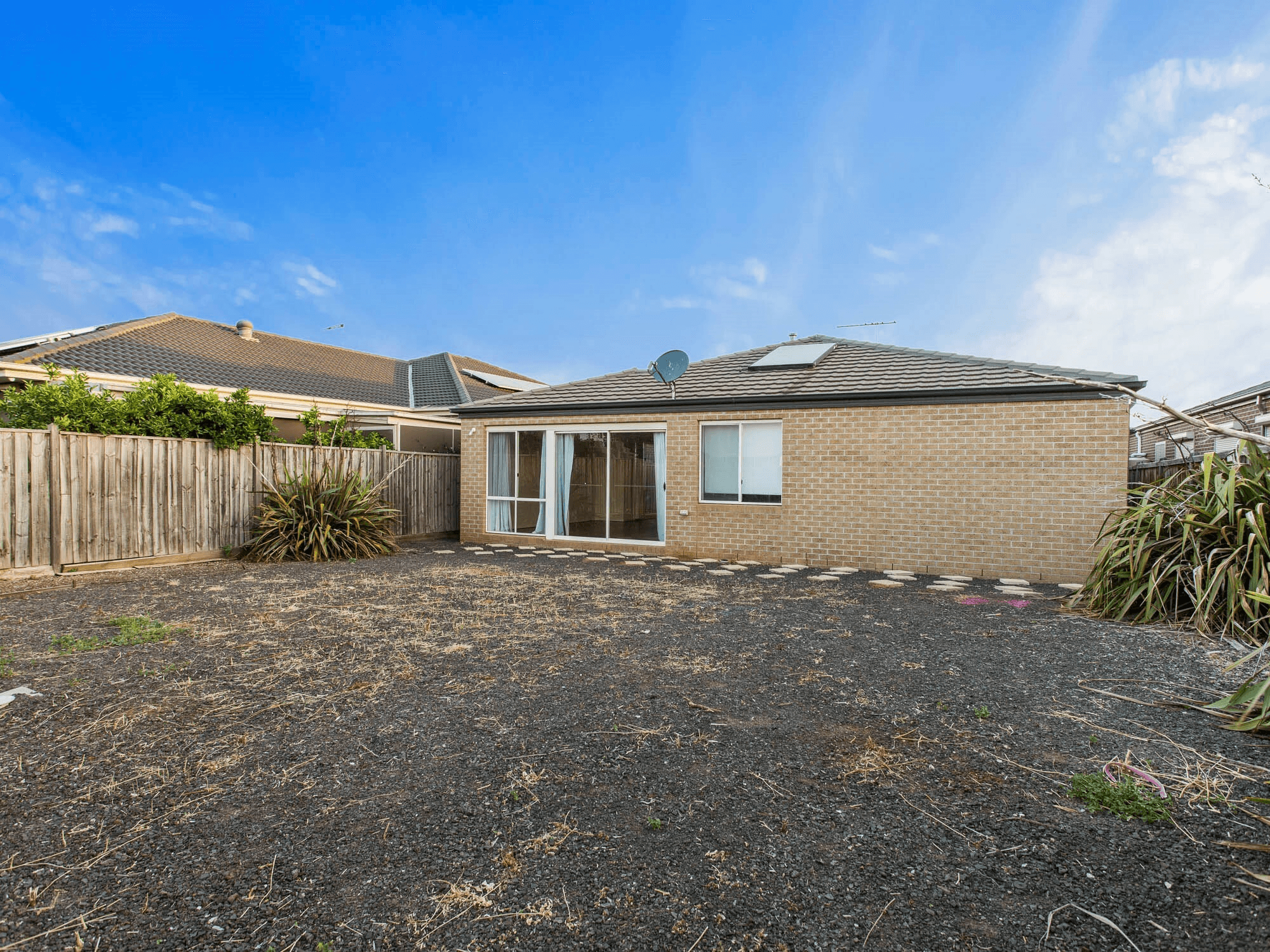 42 Pinrush Rd, Brookfield, VIC 3338