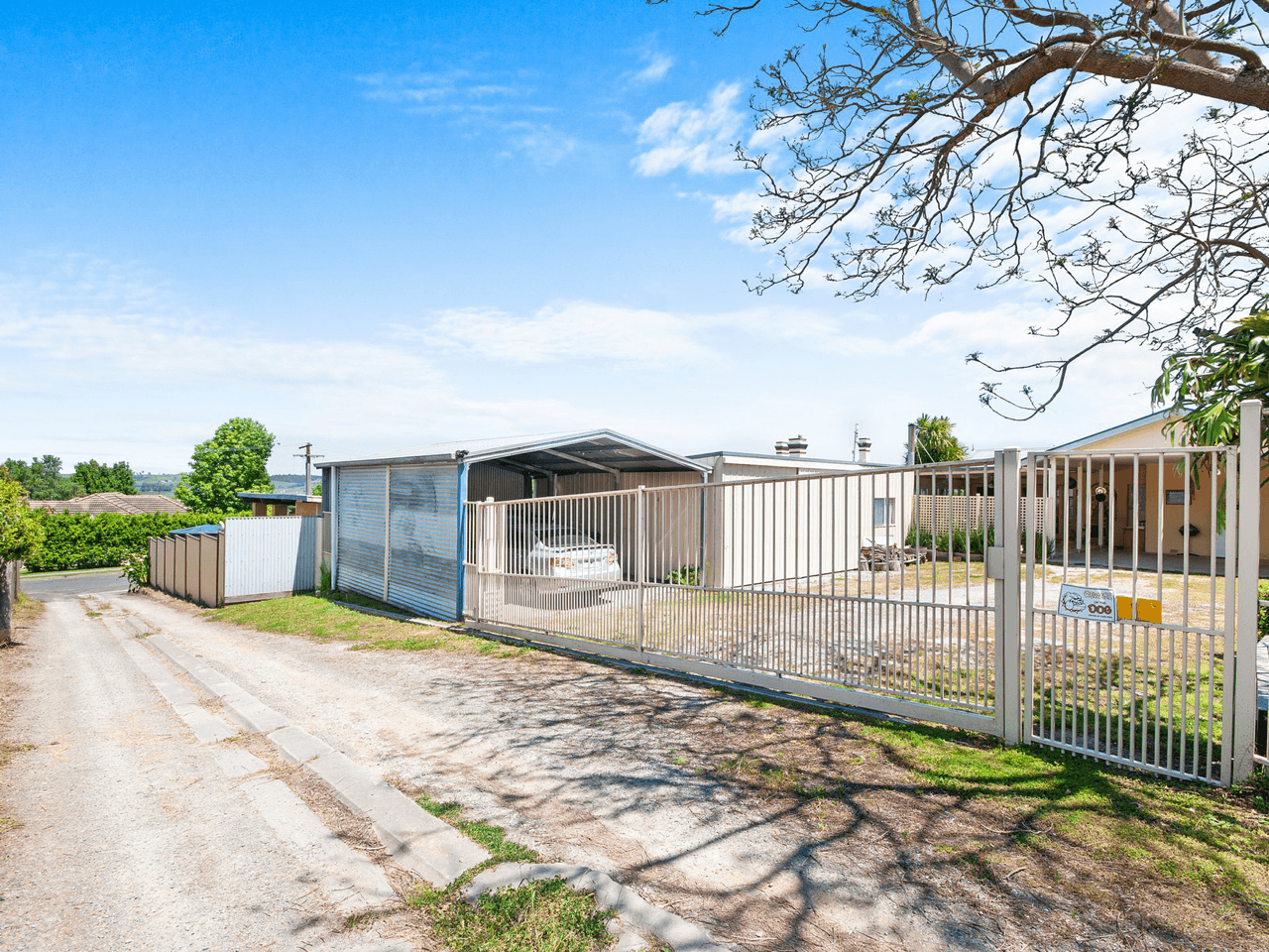 4 Besley Street, BRUTHEN, VIC 3885